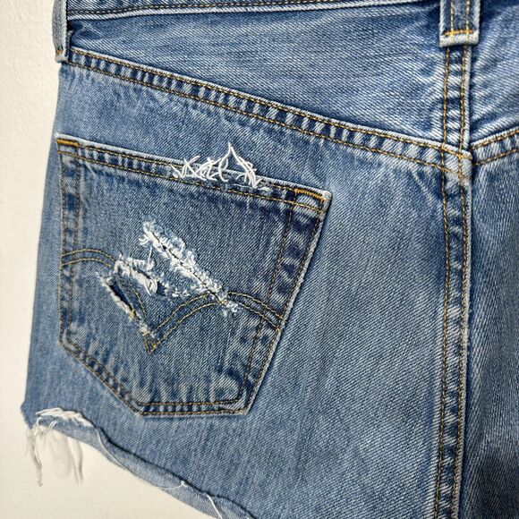 Levis 501 Medium Blue Wash Button Fly Distressed Raw Hem Shorts 34 - Picture 8 of 16
